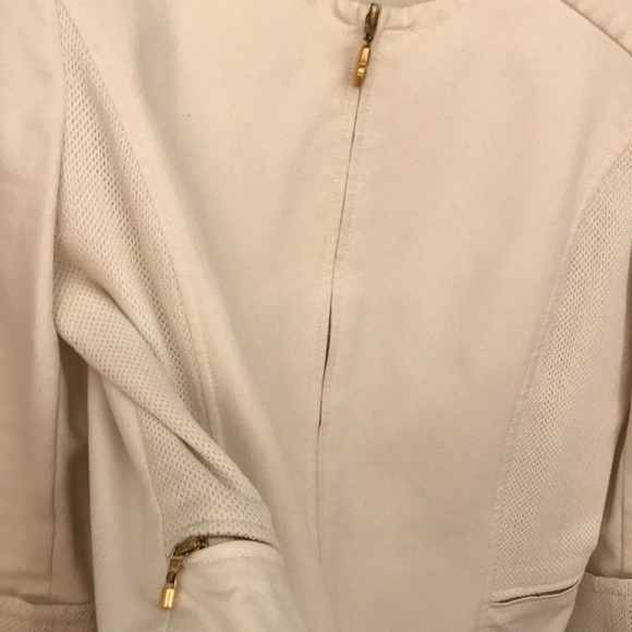 St. John sport jacket - Picture 6 of 8